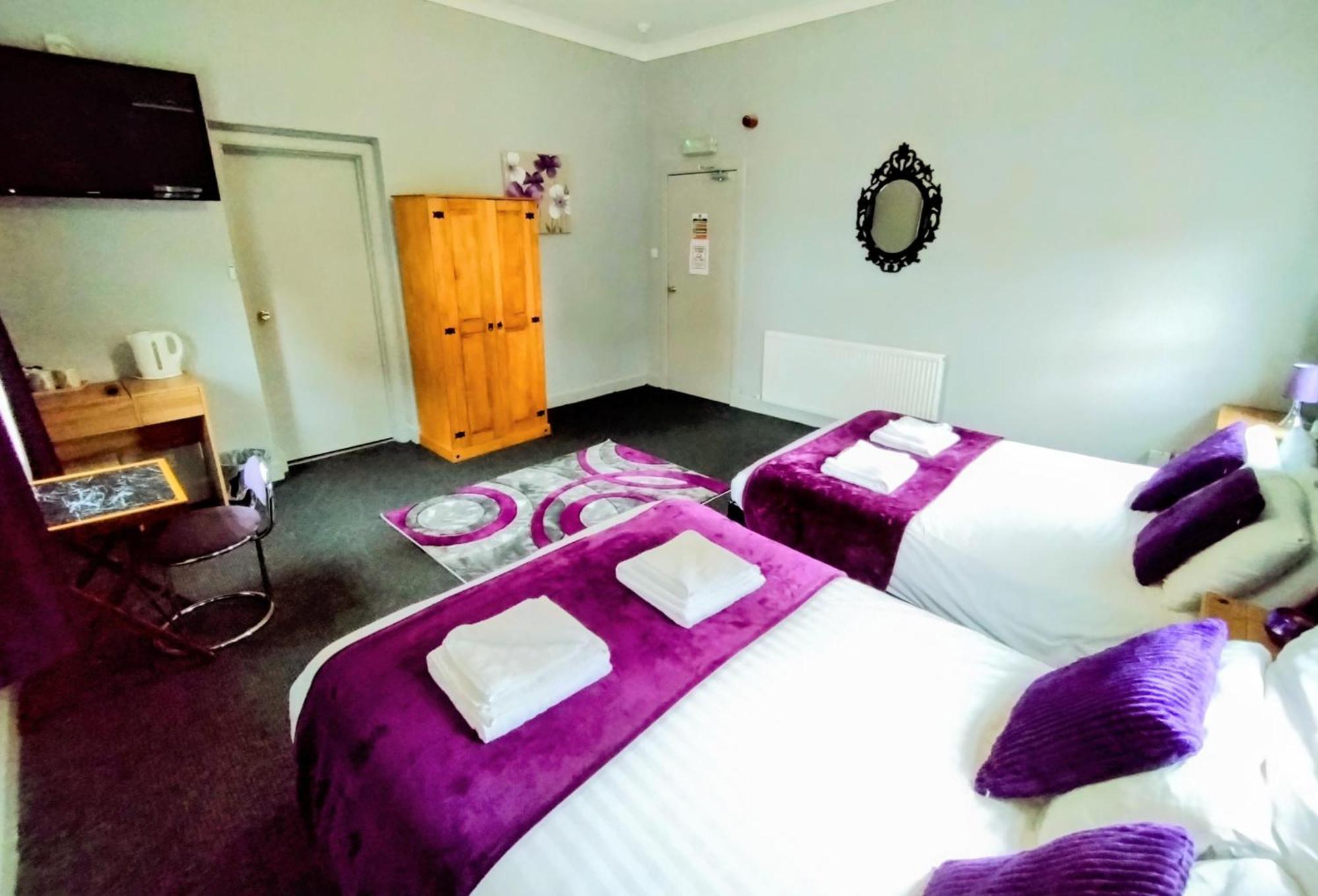 Oyo Gin House Hotel Greenock Ngoại thất bức ảnh