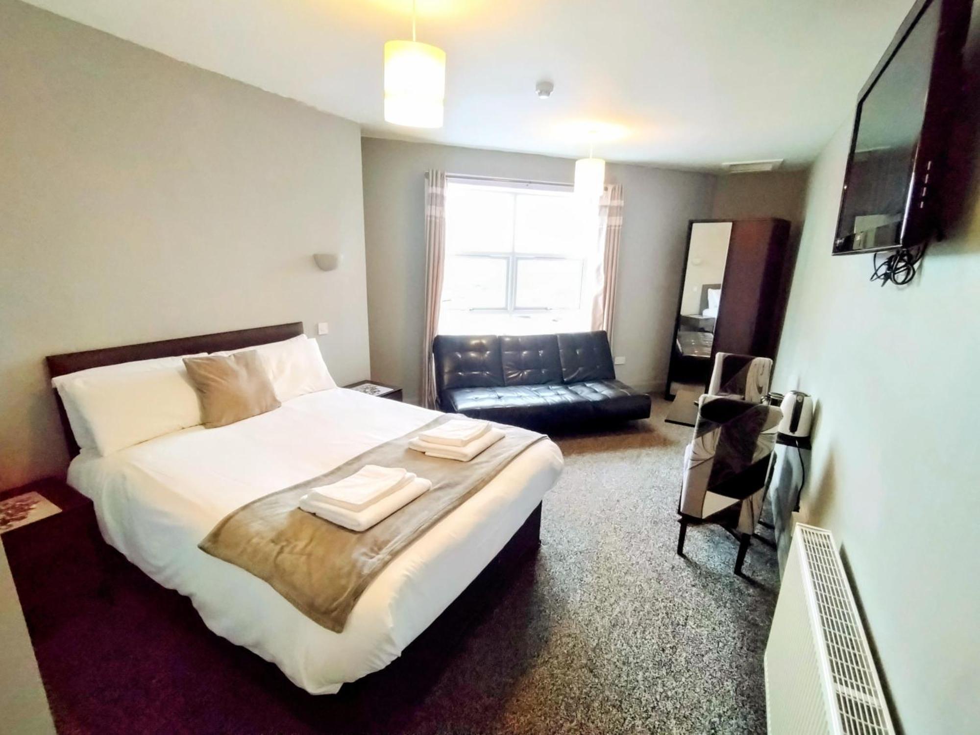 Oyo Gin House Hotel Greenock Ngoại thất bức ảnh